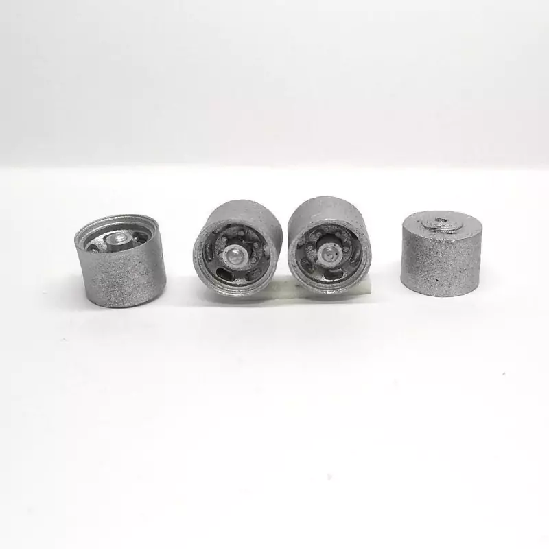 4 roues ø11.60 mm - Résine - Peint en gris - 1:43