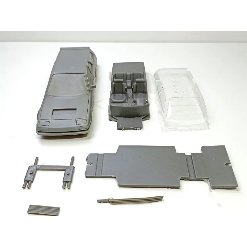 Incomplet : Kit FERRARI 365 Felber - Résine - Ech 1:43