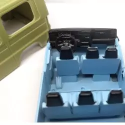 Incomplet : Kit CITROËN Jumper Minibus - Résine - 1:43 (Roues n°2)