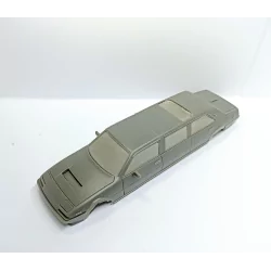 Kit incomplet : FERRARI 400 Limousine - Résine - 1:43