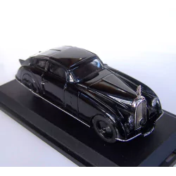 Incomplet : Kit VOISIN Aérosport V12 L Ailée 1936 - Résine - 1:43