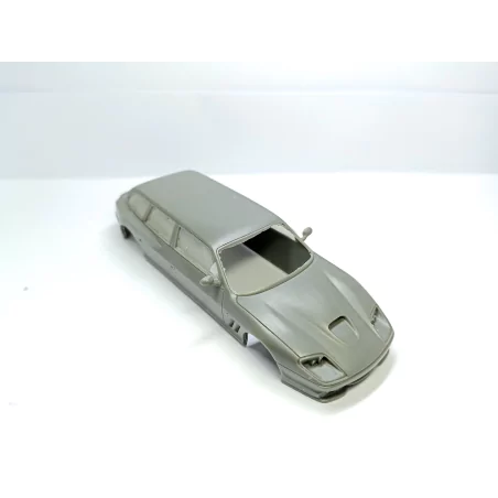 Incomplet : Kit FERRARI 550 Maranello Break 1996 - Résine - 1:43