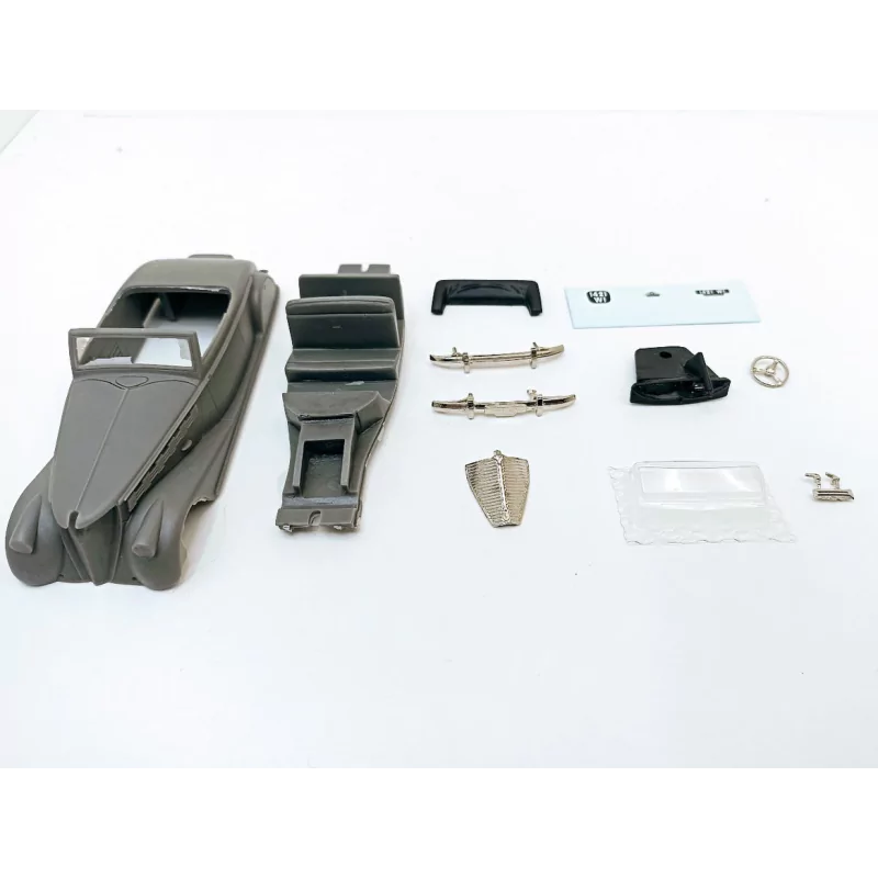 Incomplet : KIT Renault SUPRASTELLA Cabriolet 1939 - Résine - 1:43