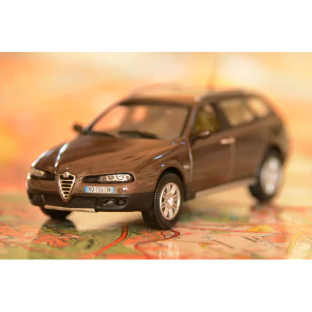 Marketplace : ALFA-ROMEO CrossWagon Q4 - NOREV - 1:43