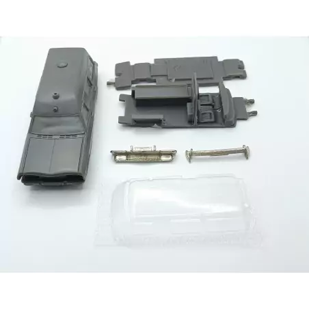 Incomplet : Kit OPEL Kapitan "Ambulance" 1965 - Résine - 1:43