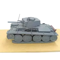 En l'état : Char pz.kpfw.38 - MILITECH - 1:48