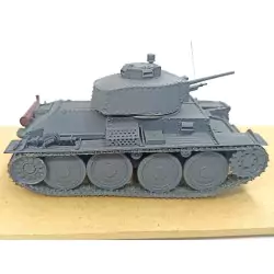 En l'état : Char pz.kpfw.38 - MILITECH - 1:48