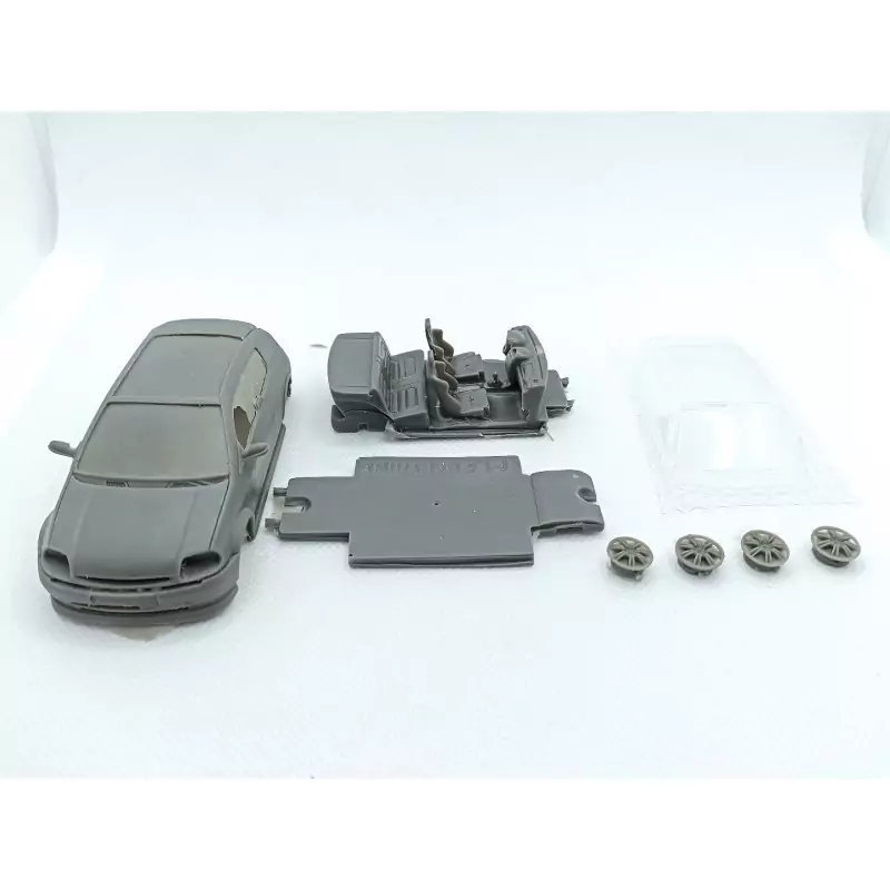 Kit incomplet : RENAULT CLIO coupé Sbarro 1999 - Résine - 1:43