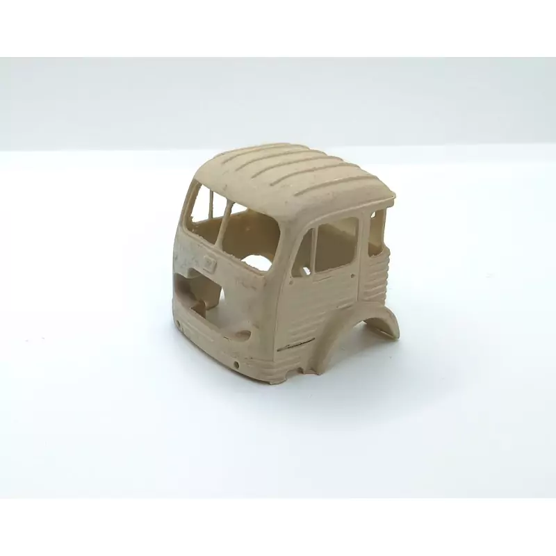 En l'état : cabine SIMCA - Résine - 1:43