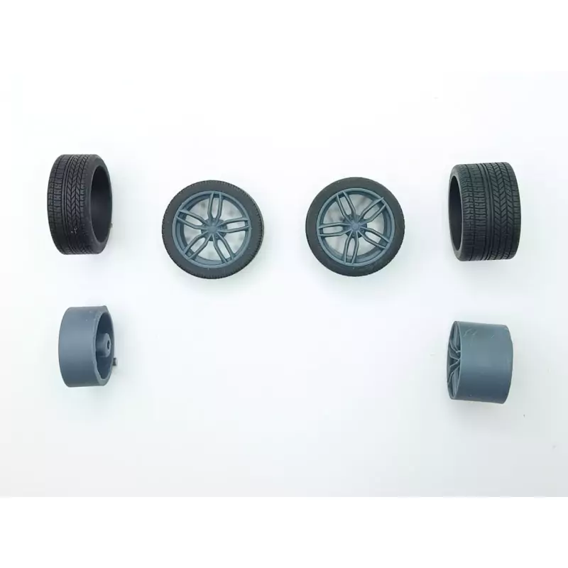 4 roues Ferrari 5 branches ø 37.80 mm - Résine 3D - 1:18
