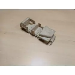 En l'état : CARROSSERIE - Pare-chocs cassé (n°720-01) - Résine - 1:43