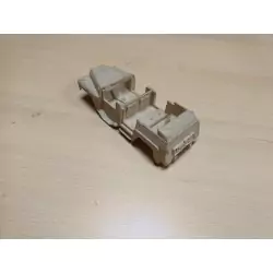 En l'état : CARROSSERIE - Pare-chocs cassé (n°720-01) - Résine - 1:43