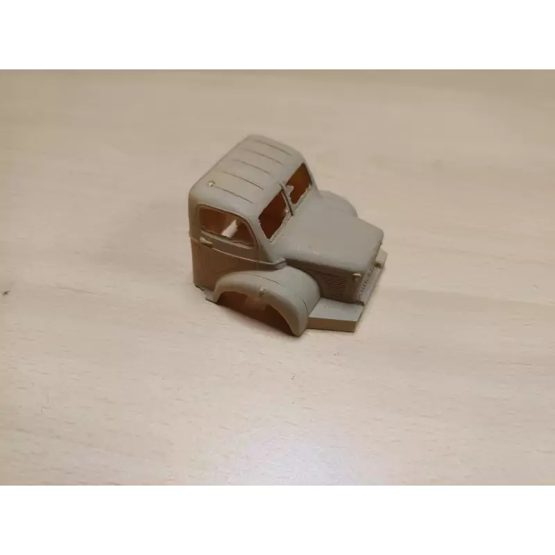 En l'état : Cabine BERLIET - (N°720-10) - Résine - 1:43