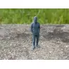 Diorama : Homme debout avec lunettes H.42.70mm - 3D CREATIVE - 1:43