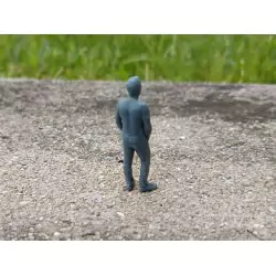 Diorama : Homme debout avec lunettes H.42.70mm - 3D CREATIVE - 1:43