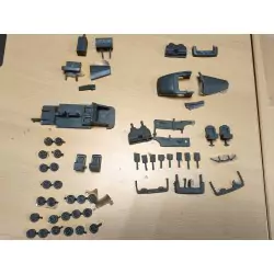 Lot de 140 pièces pour Rolls Royce et/ou Bentley - Résine - 1:43