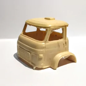 Cabine SAVIEM - Résine brut - 1:43 - En l'état |Pièces et kits pour...