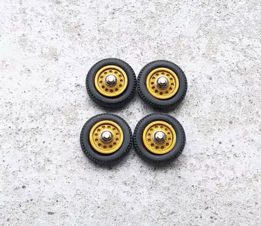 4 roues complètes - Jantes jaunes - Ø16 mm - Ech. 1:43