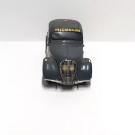En l'état - Peugeot 202 Michelin - Paradcar - 1:43 |Pièces et kits ...