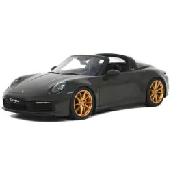 Marketplace : PORSCHE 911 (992) Targa 4S 2020 Vert olive - GT Spiri...