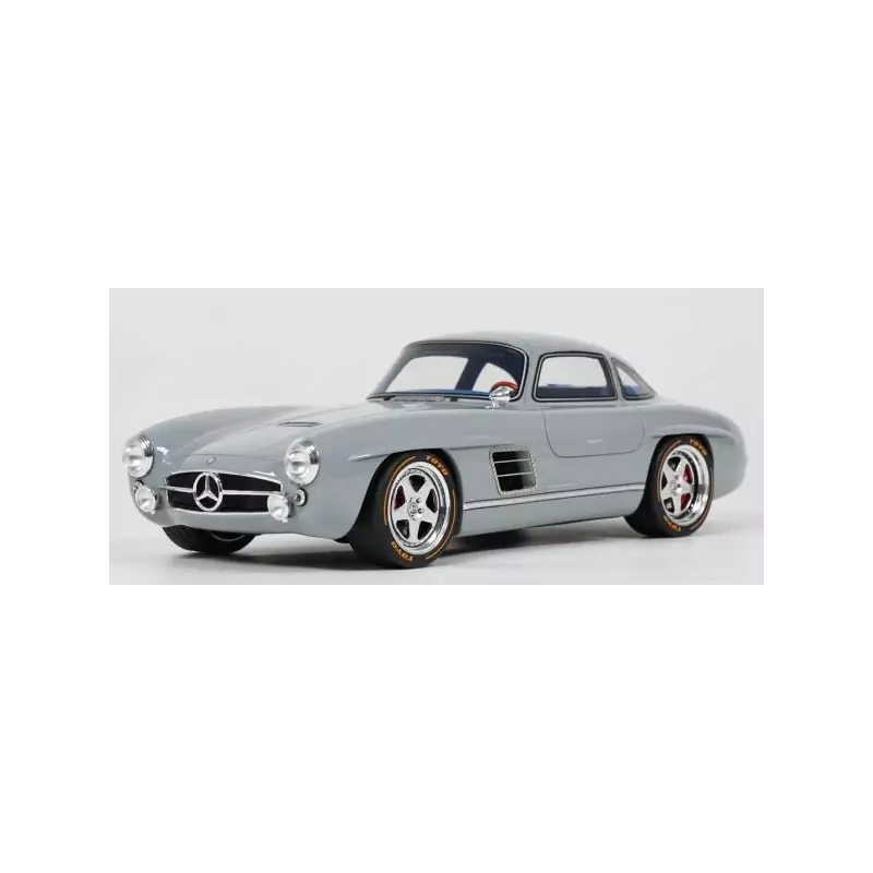 Marketplace : S-KLUB Gullwing 2019 gris - GT Spirit - 1:18