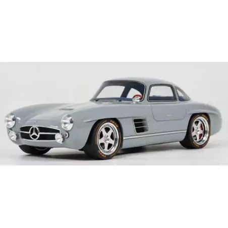 Marketplace : S-KLUB Gullwing 2019 gris - GT Spirit - 1:18