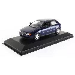 Marketplace : AUDI A3 1996 Bleue Métallique - Maxichamps - 1:43
