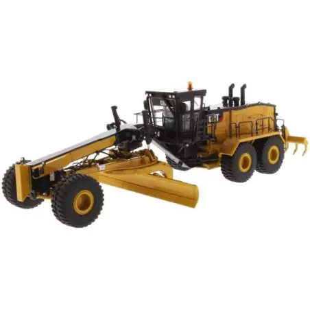 Marketplace : Niveuleuse CATERPILLAR 24M avec ripper conducteur et ...