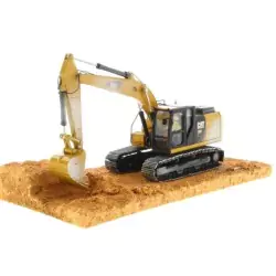 Marketplace : Pelle sur chenilles CATERPILLAR 320F avec conducteur ...