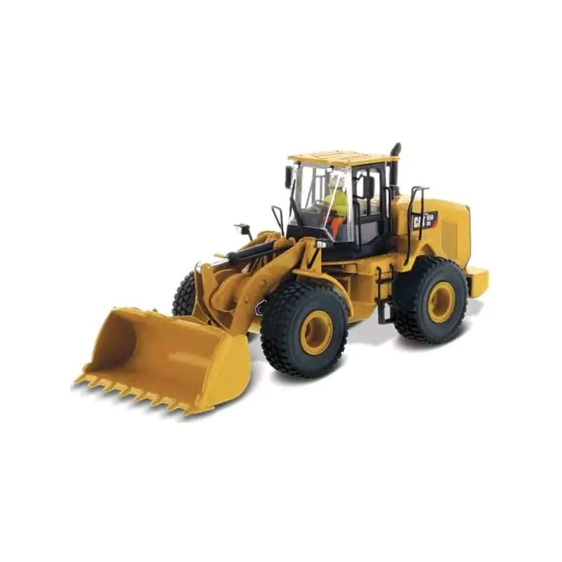 Marketplace : Chargeuse sur pneus CATERPILLAR 950GC avec conducteur...