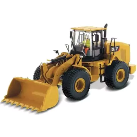 Marketplace : Chargeuse sur pneus CATERPILLAR 950GC avec conducteur...