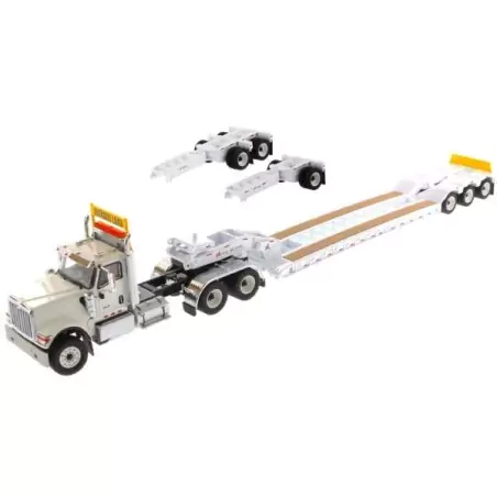 Marketplace : INTERNATIONAL HX520 6x4 blanc et remorque porte engin...