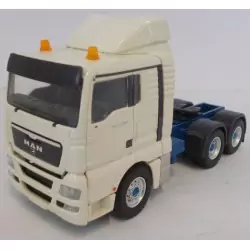 Marketplace : MAN TGX XL 33.540 6x4 - Conrad - 1:50