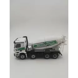 Marketplace : MERCEDES BENZ Arocs 8x4 Camion toupie BETON-GARNIER -...