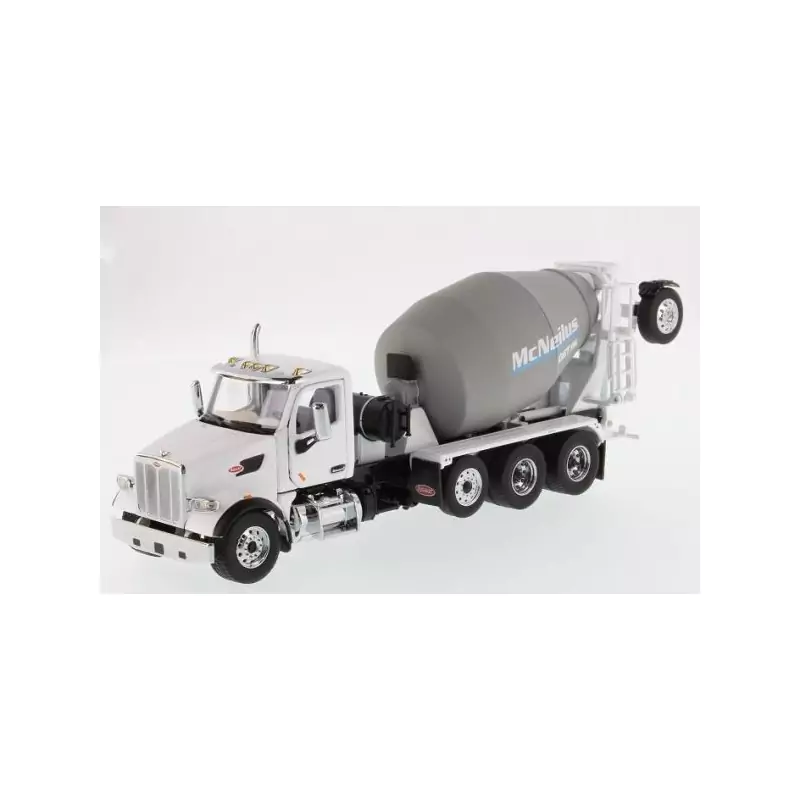 Marketplace : PETERBILT 567 8x4 Toupie MCNEILUS - Diecast Masters -...