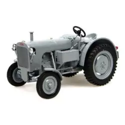Marketplace : Tracteur FAHR F22 - UNIVERSAL HOBBIES - 1:43