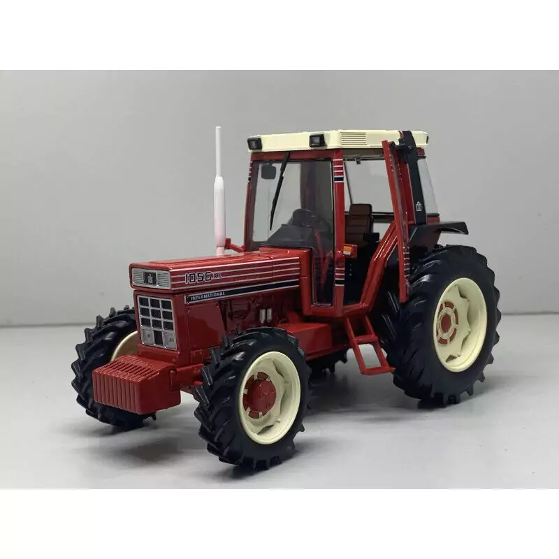 Marketplace : Tracteur Edition limitée IH 1056 XL Stries - REPLICAG...
