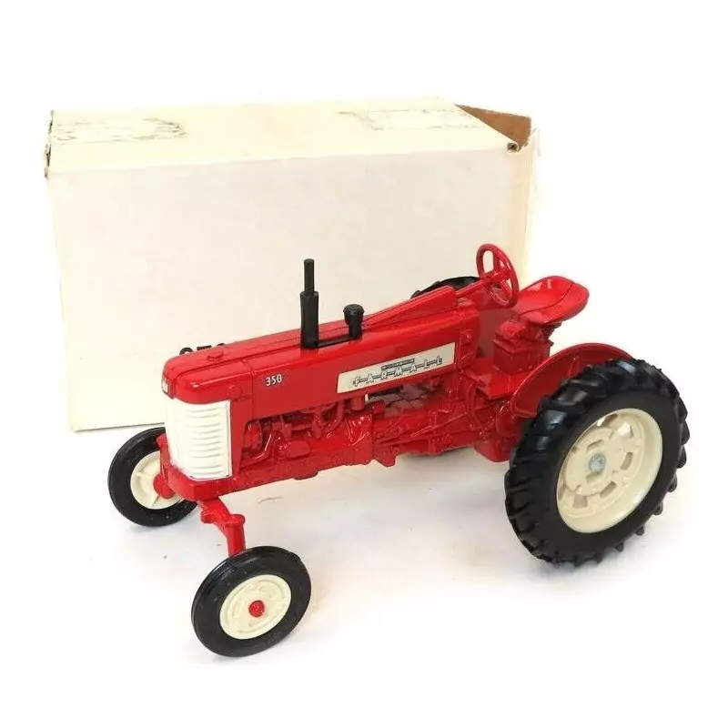 Marketplace : Tracteur FARMALL 350 - ERTL - 1:16