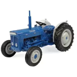 Marketplace : Tracteur FORD DEXTA 2000 Diesel - UNIVERSAL HOBBIES -...