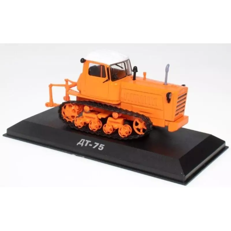 Marketplace : Tracteur sur chenilles BELARUS DT-75 de 1962 à 1967 -...