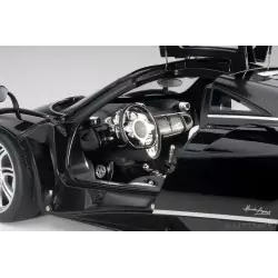 Marketplace : Pagani Huayra Noir - AUTOART - 1:12