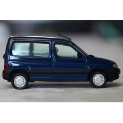 Marketplace : PEUGEOT Partner Break 1997 - VITESSE - 1:43