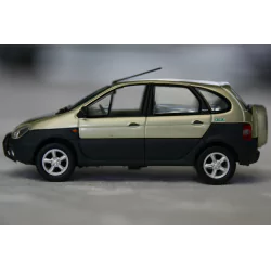 Marketplace : RENAULT Scénic 4X4 "Aigle" - UNIVERSAL HOBBIES - 1:43