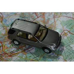 Marketplace : MERCEDES-BENZ ML 500 - IXO - 1:43