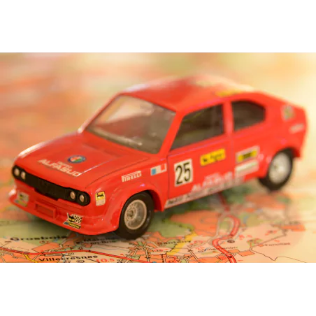 Marketplace : ALFA-ROMEO AlfaSud N°25 - SOLIDO - 1:43