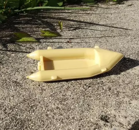 Bâteau pneumatique en résine - Ech. 1:43 |Pièces et kits pour voitu...