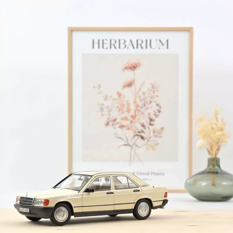 Marketplace - Mercedes-Benz 190 E 1984 Beige - Norev - 1:18