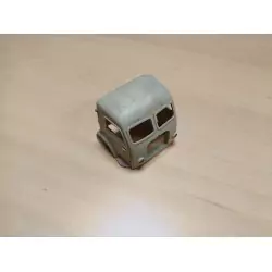 En l'état : Cabine SIMCA - Résine - 1:43 (720/8)