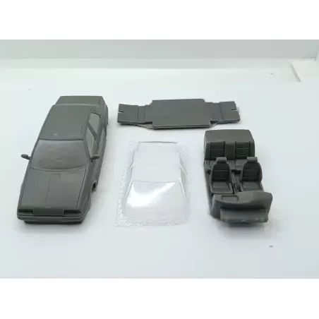 Carrosserie : RENAULT 19 Chamade - Résine - 1:43