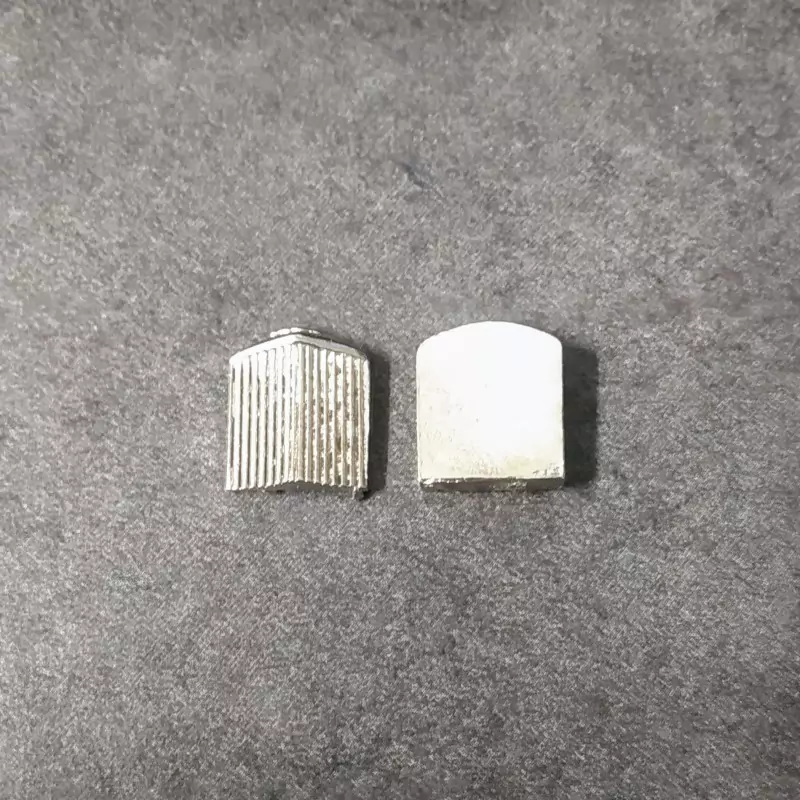 Radiateur White Metal - Largeur 12 mm - Ech 1:43 |Pièces et kits po...